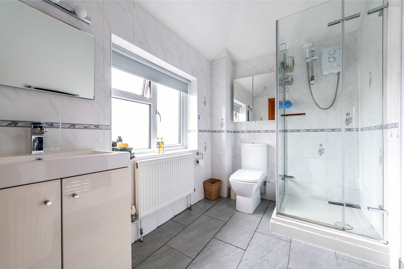 4 bedroom house for sale in Rainham | Robinson Michael & Jackson