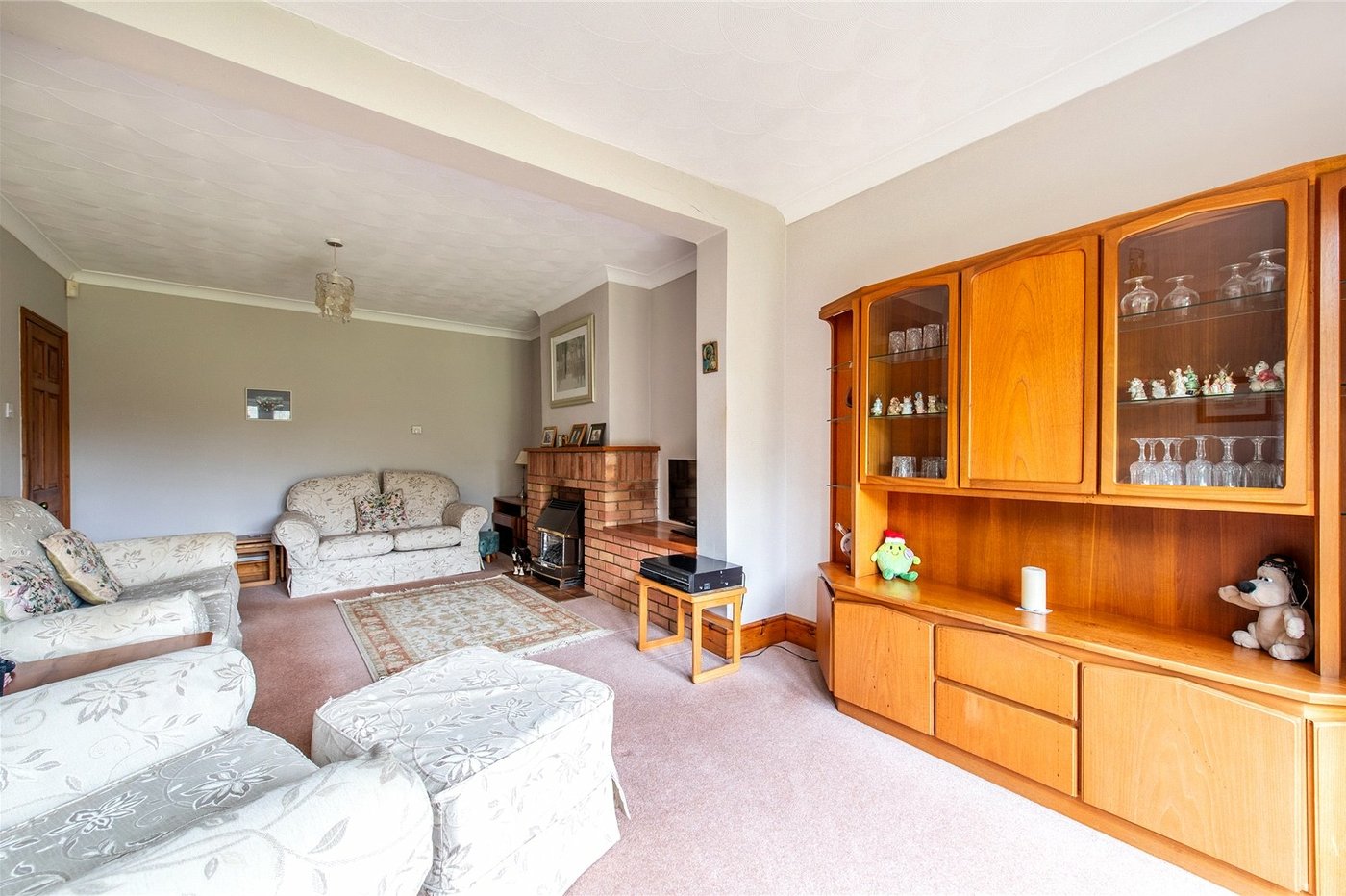 4 bedroom house for sale in Rainham | Robinson Michael & Jackson