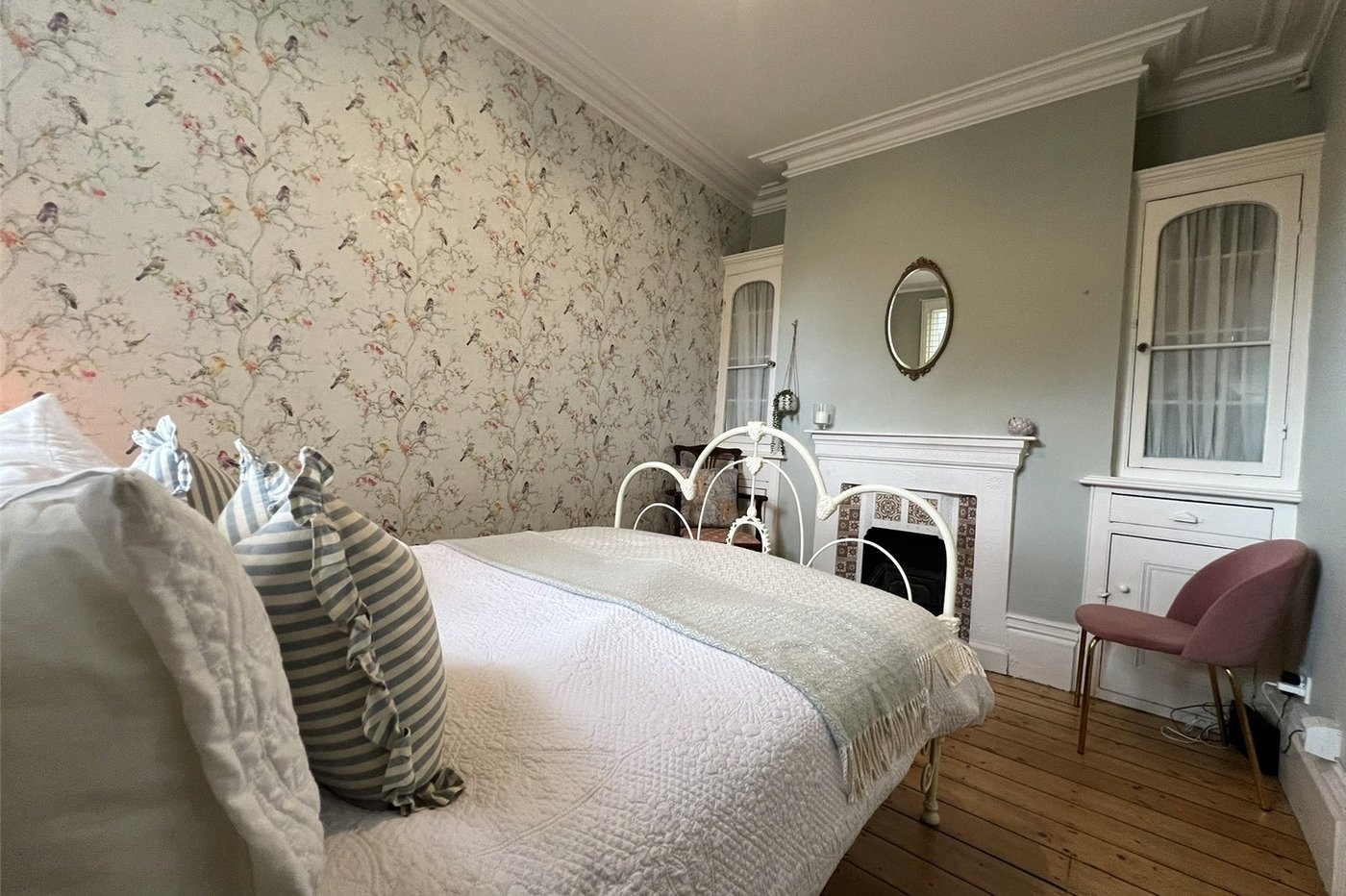 5 bedroom house for sale in Rochester | Robinson Michael & Jackson