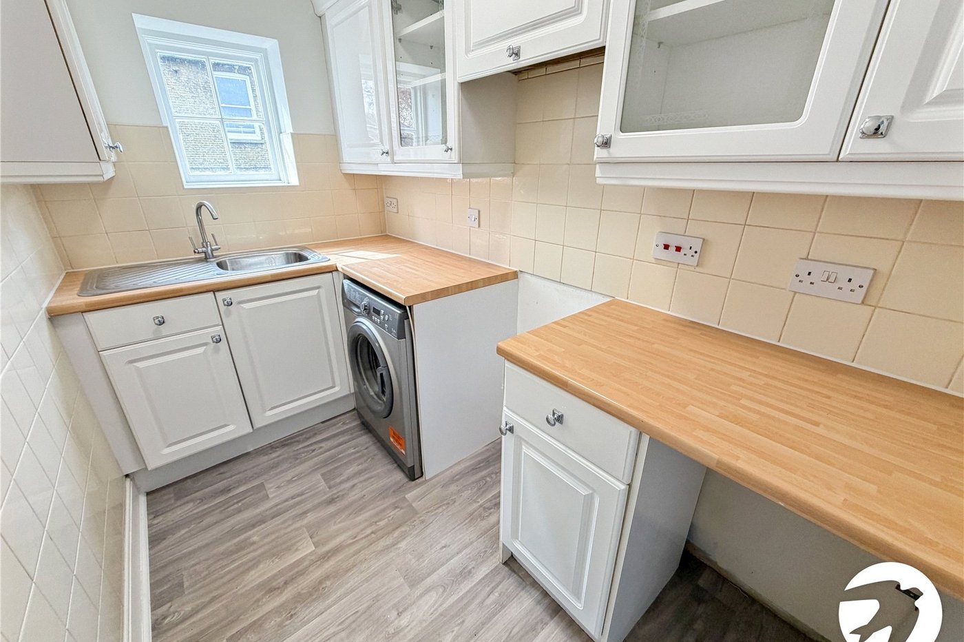 2 bedroom property for sale in Rochester | Robinson Michael & Jackson