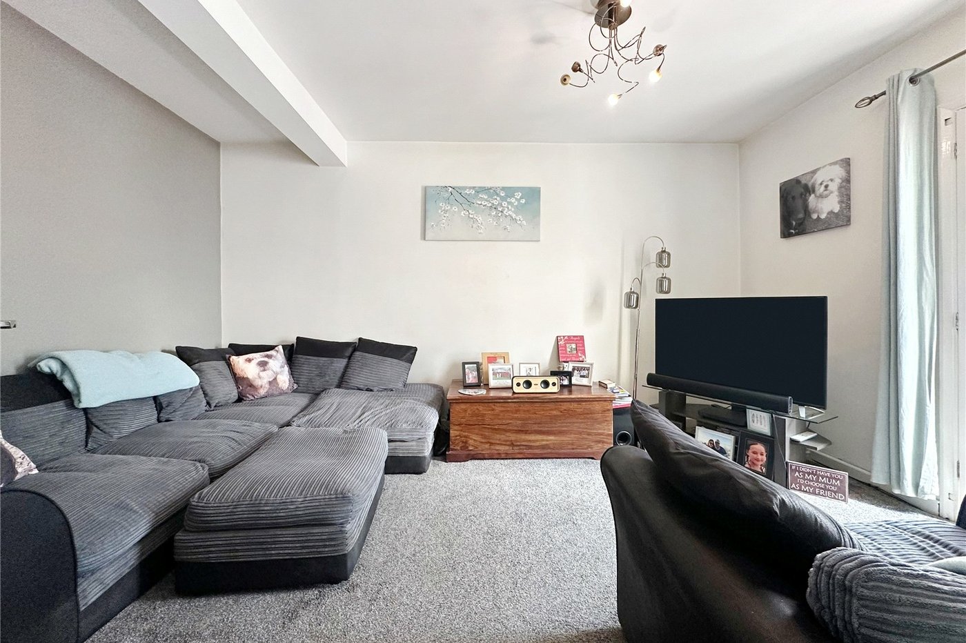 3 bedroom bungalow for sale in Wigmore | Robinson Michael & Jackson