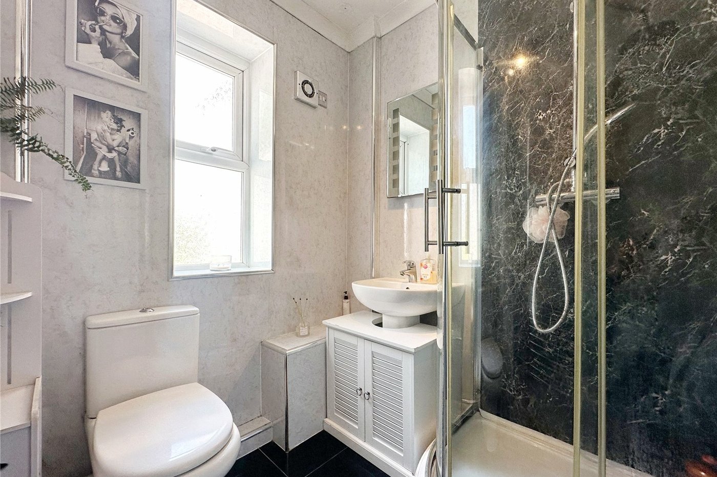 3 bedroom bungalow for sale in Wigmore | Robinson Michael & Jackson