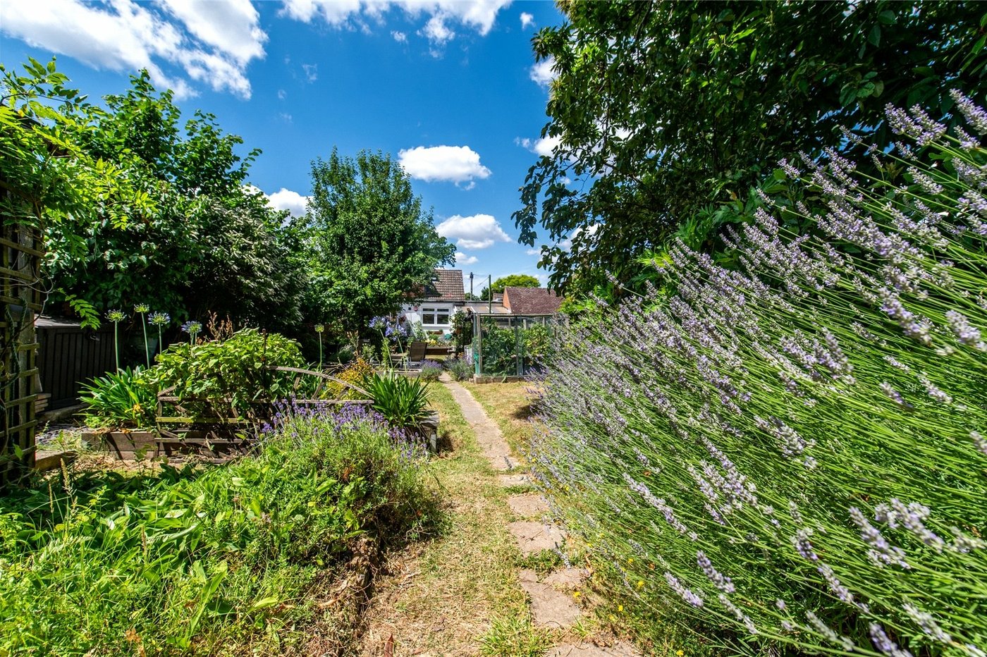 4 bedroom bungalow for sale in Wigmore | Robinson Michael & Jackson