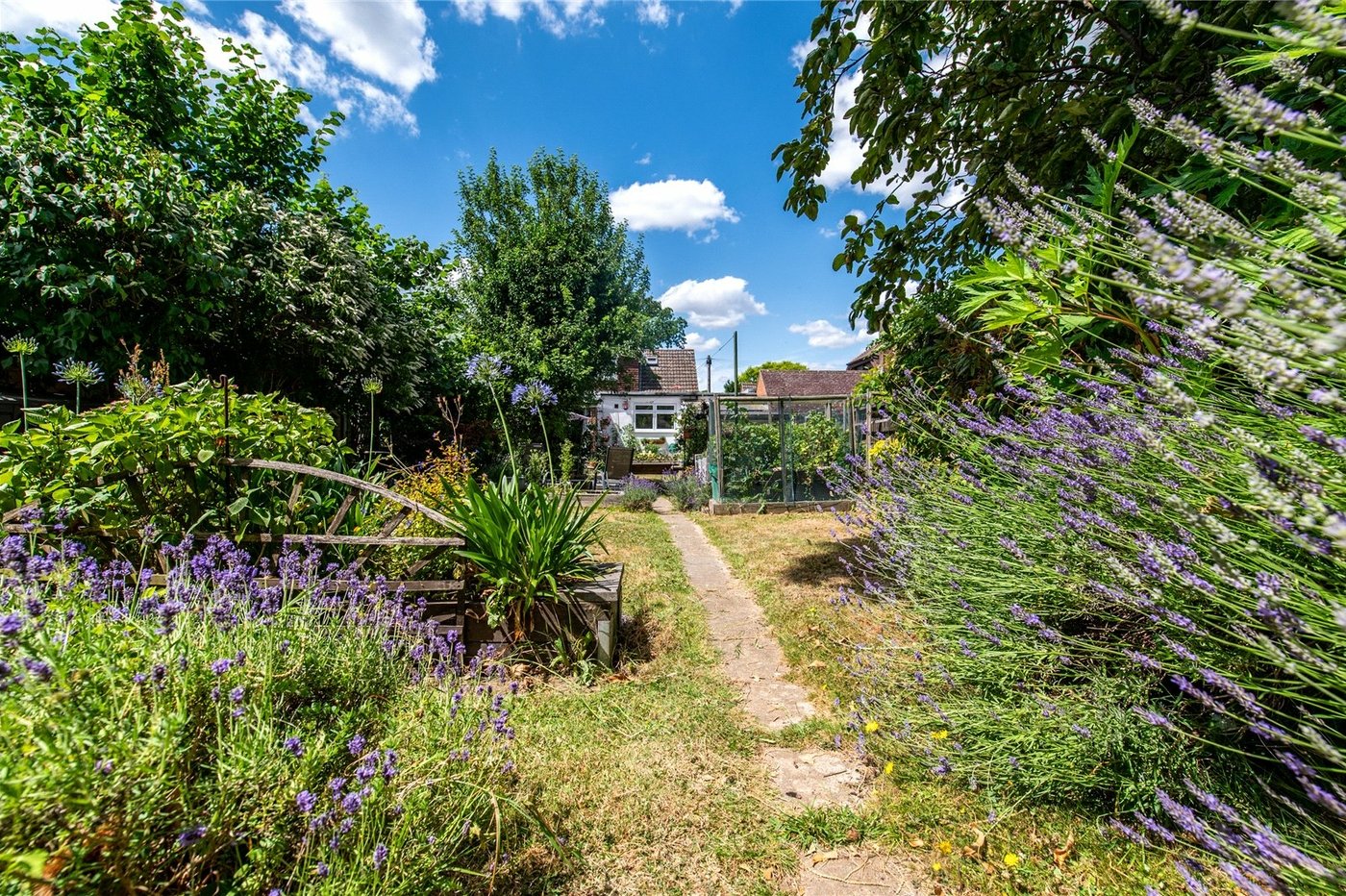 4 bedroom bungalow for sale in Wigmore | Robinson Michael & Jackson