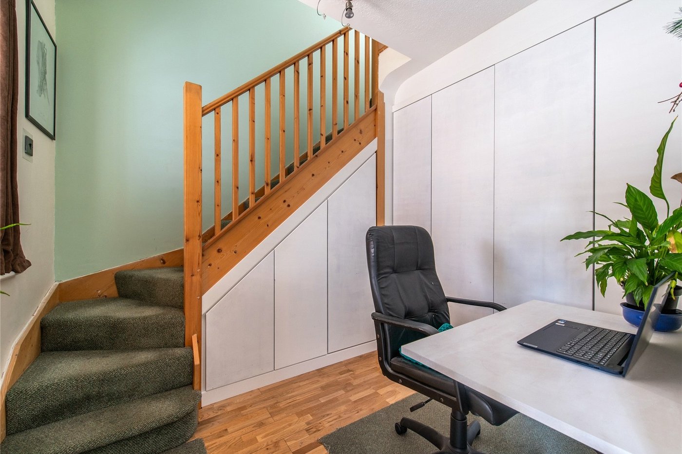 4 bedroom bungalow for sale in Wigmore | Robinson Michael & Jackson