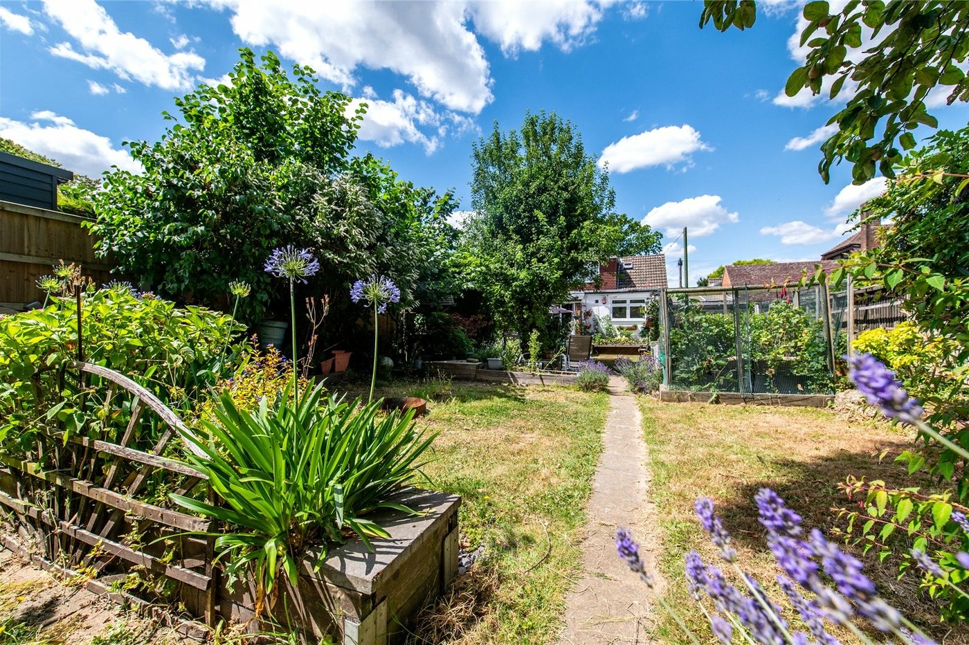 4 bedroom bungalow for sale in Wigmore | Robinson Michael & Jackson