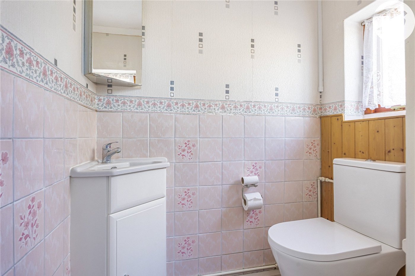 2 bedroom house for sale in Crockenhill | Robinson Jackson