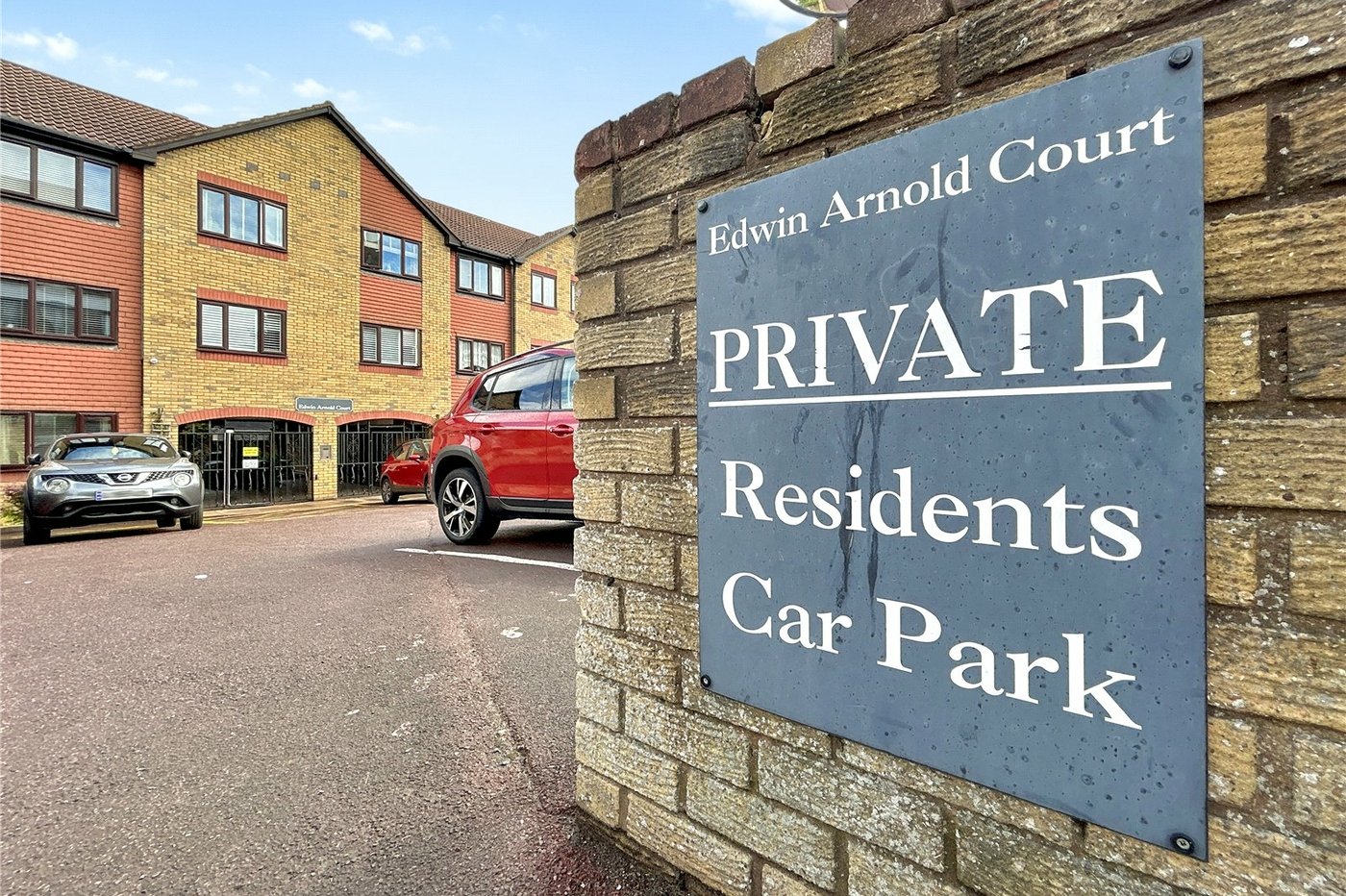 2 bedroom property for sale in Sidcup | Robinson Jackson