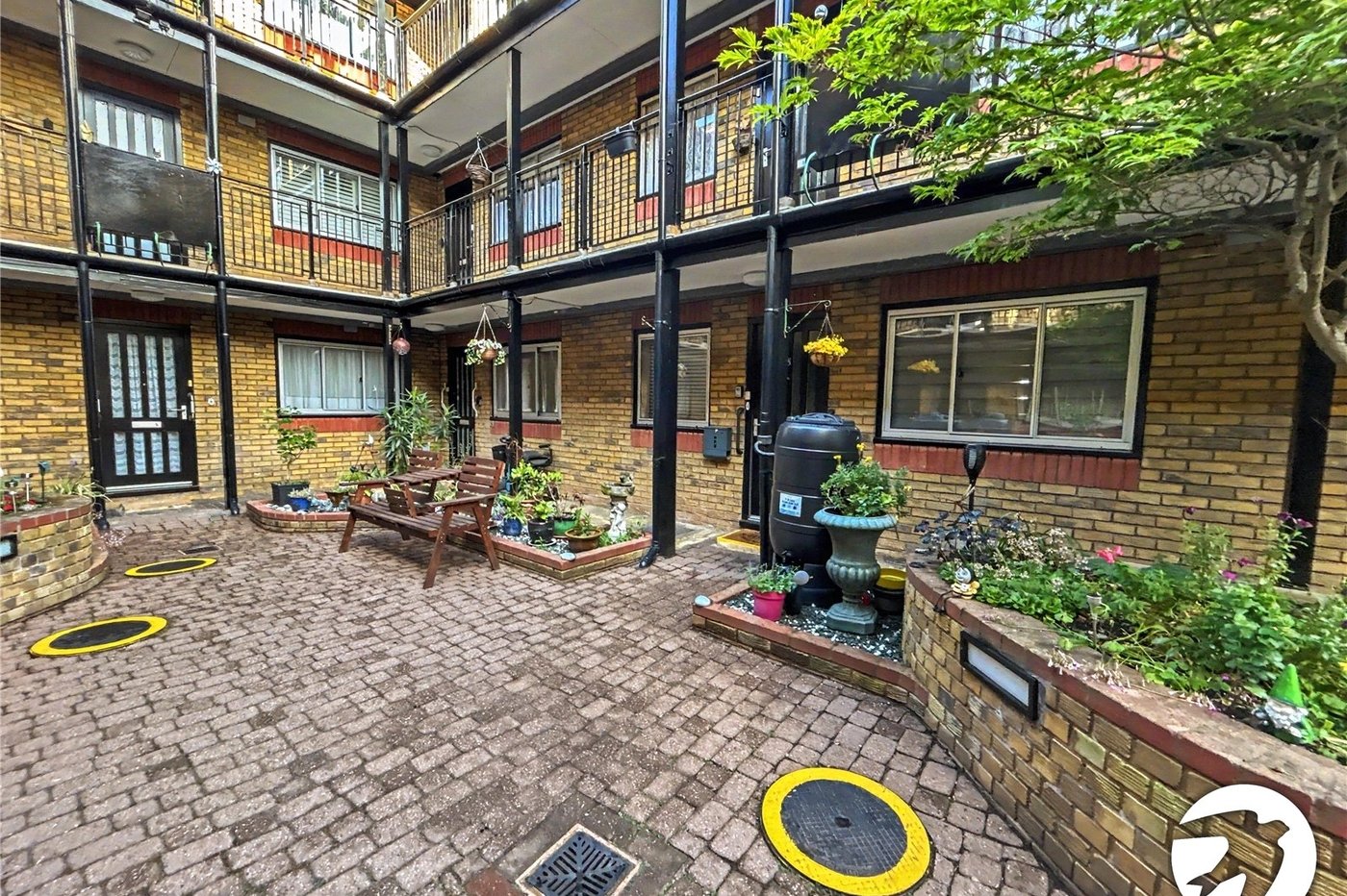2 bedroom property for sale in Sidcup | Robinson Jackson