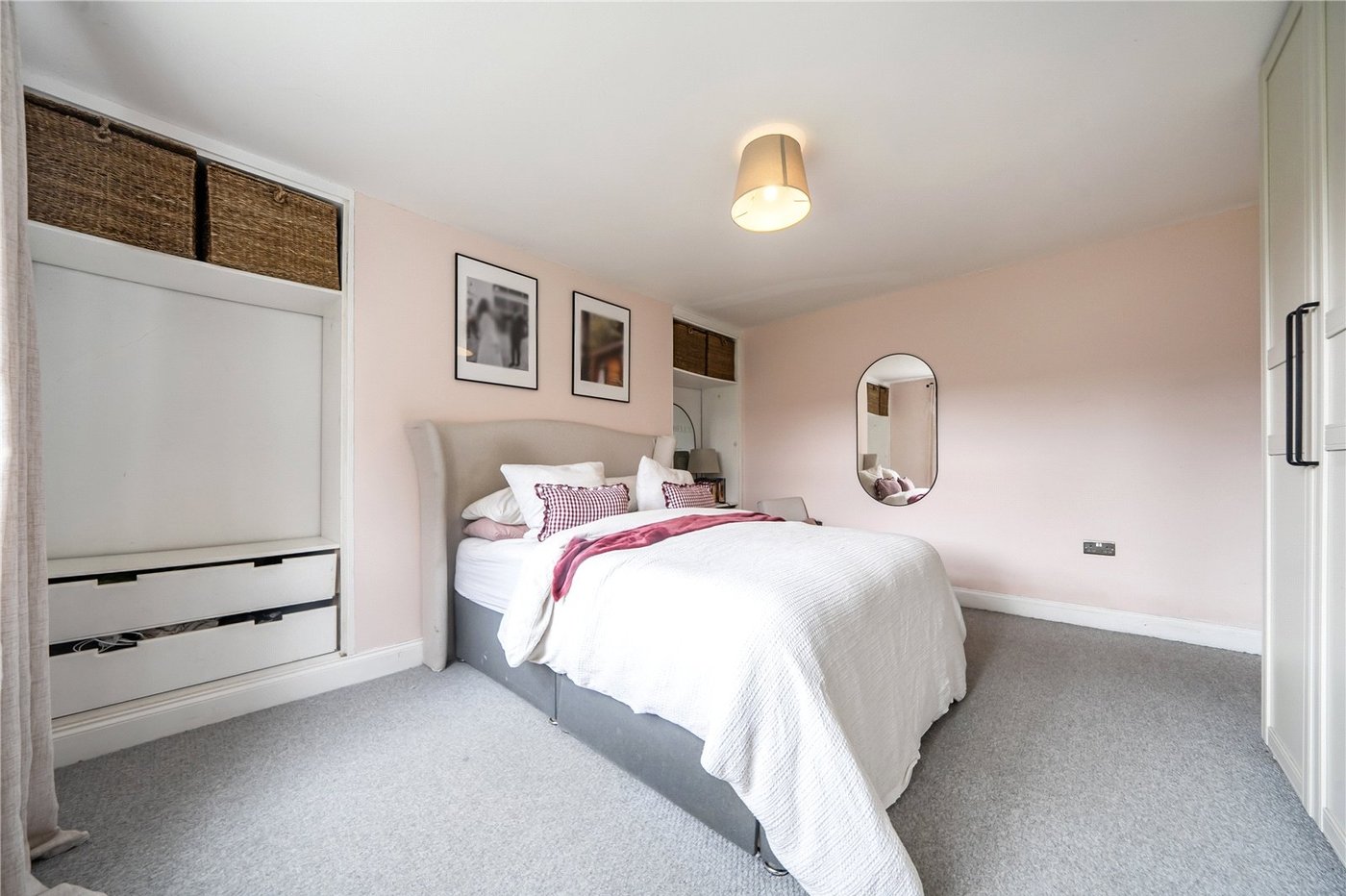 2 bedroom property for sale in Oakfield Road | Robinson Jackson