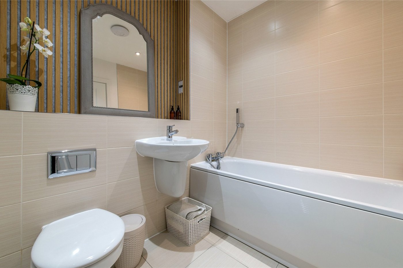 2 bedroom house for sale in Maidstone | Robinson Michael & Jackson