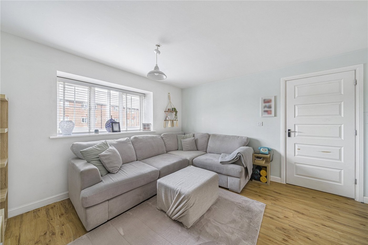 2 bedroom property for sale in Dartford | Robinson Jackson