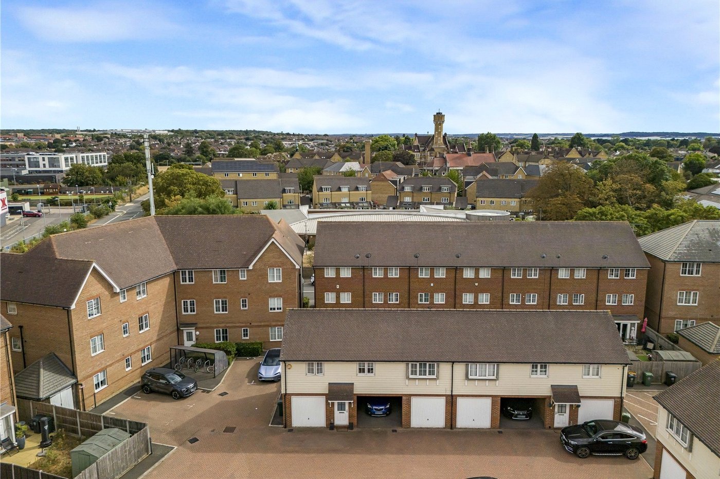 2 bedroom property for sale in Dartford | Robinson Jackson