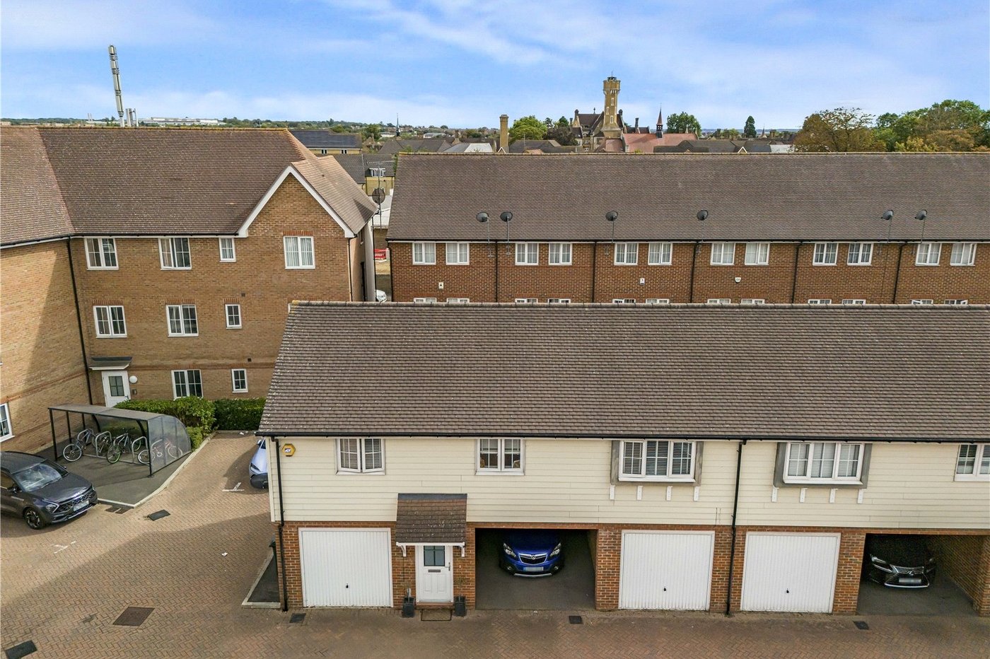 2 bedroom property for sale in Dartford | Robinson Jackson