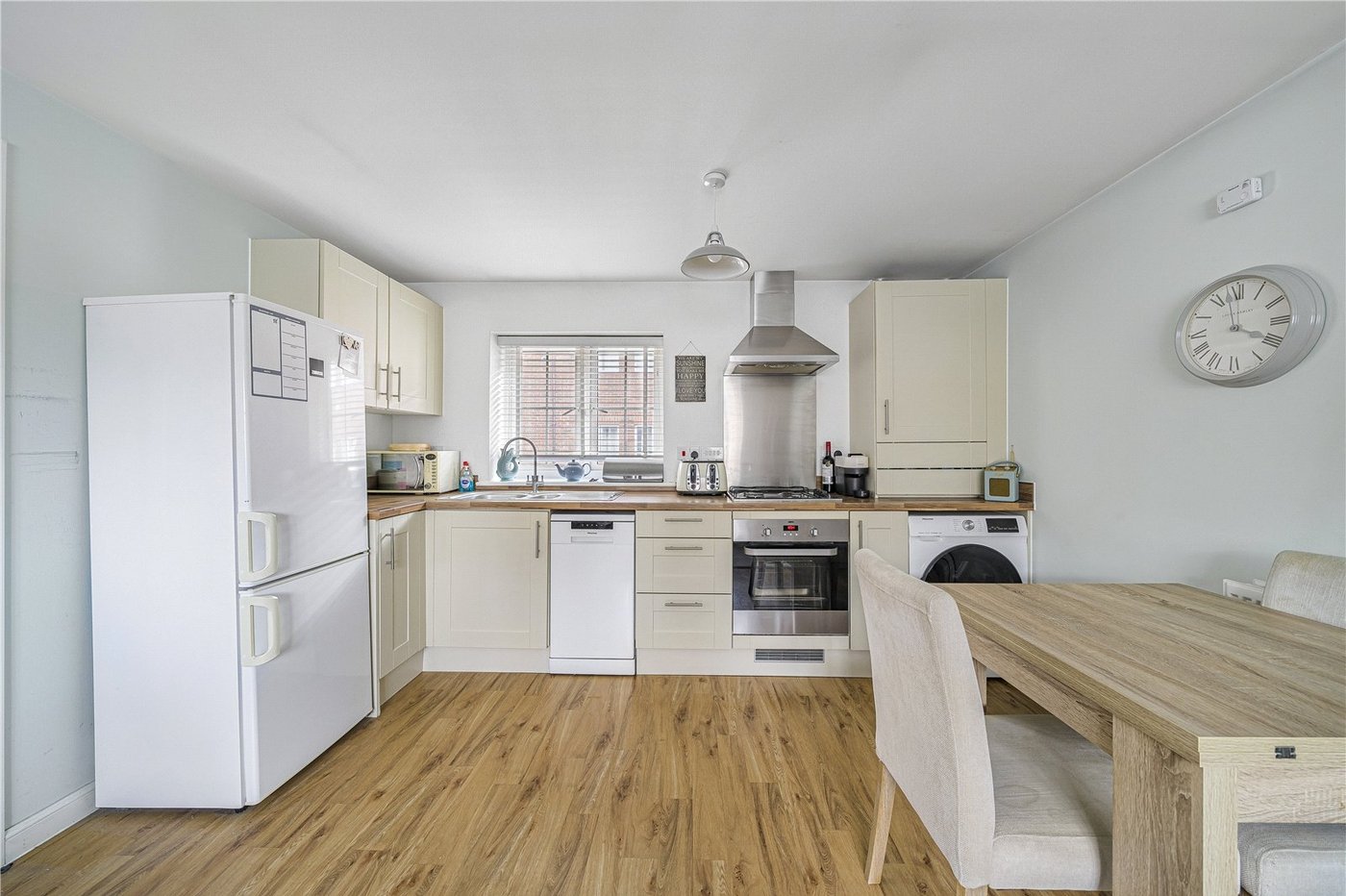 2 bedroom property for sale in Dartford | Robinson Jackson