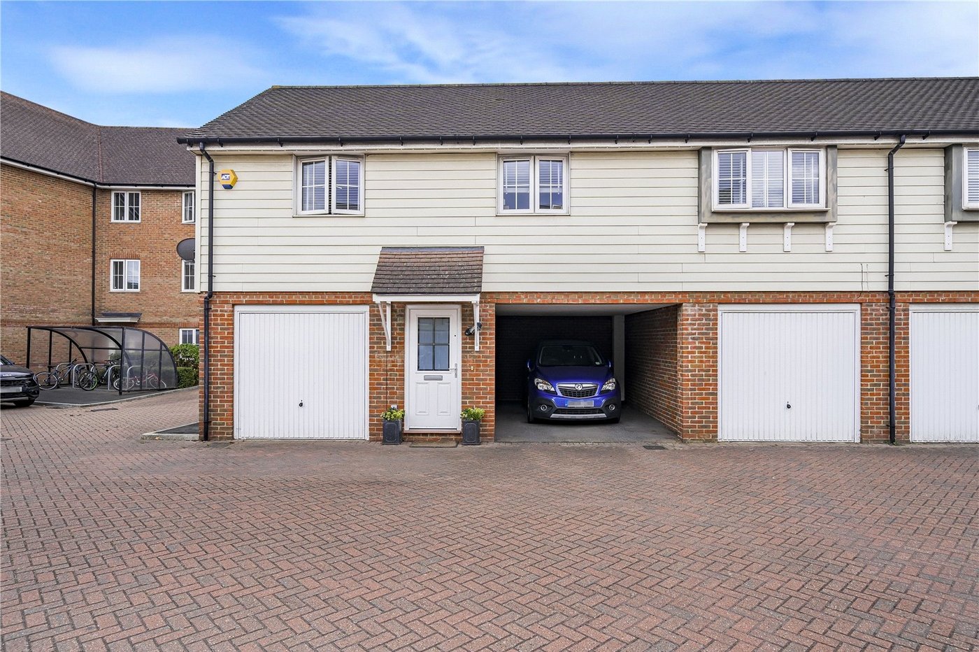 2 bedroom property for sale in Dartford | Robinson Jackson