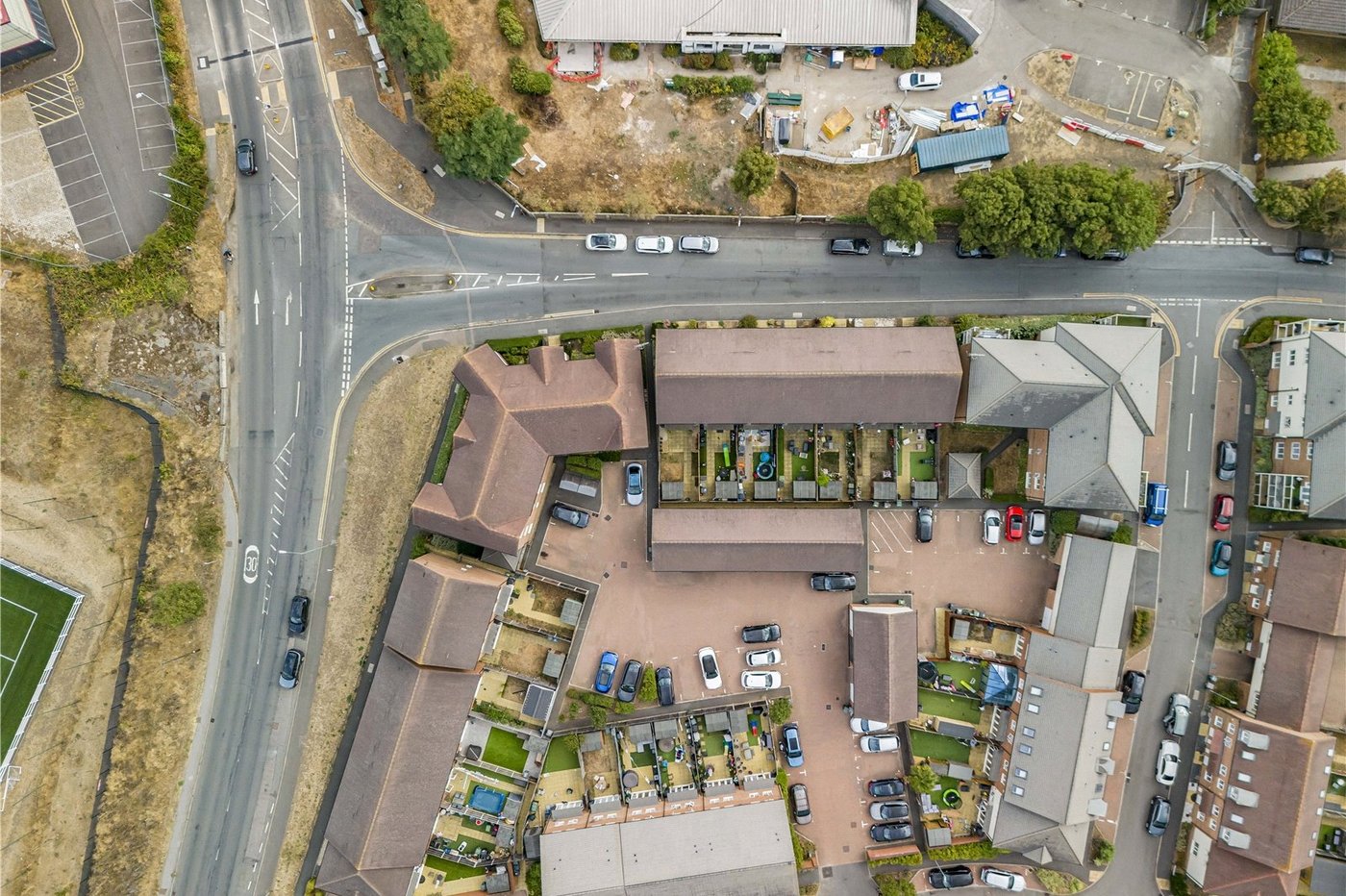 2 bedroom property for sale in Dartford | Robinson Jackson