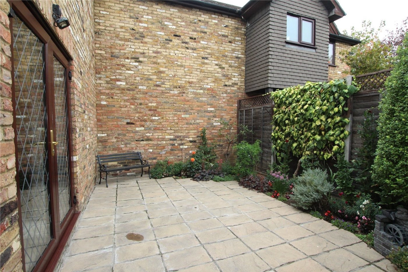 2 bedroom house for sale in Plumstead | Robinson Jackson
