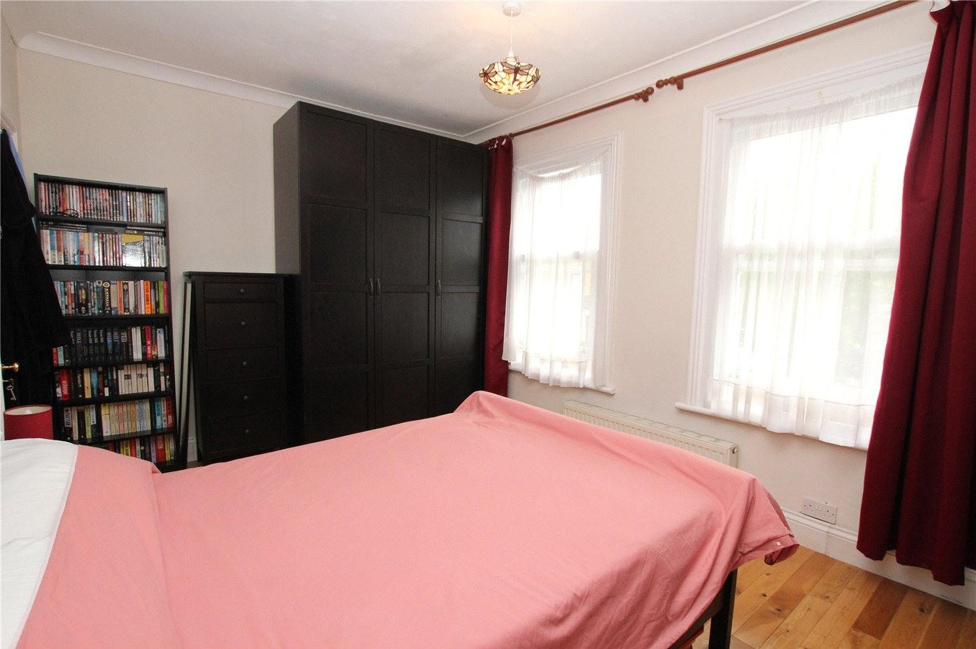 2 bedroom house for sale in Plumstead Common | Robinson Jackson