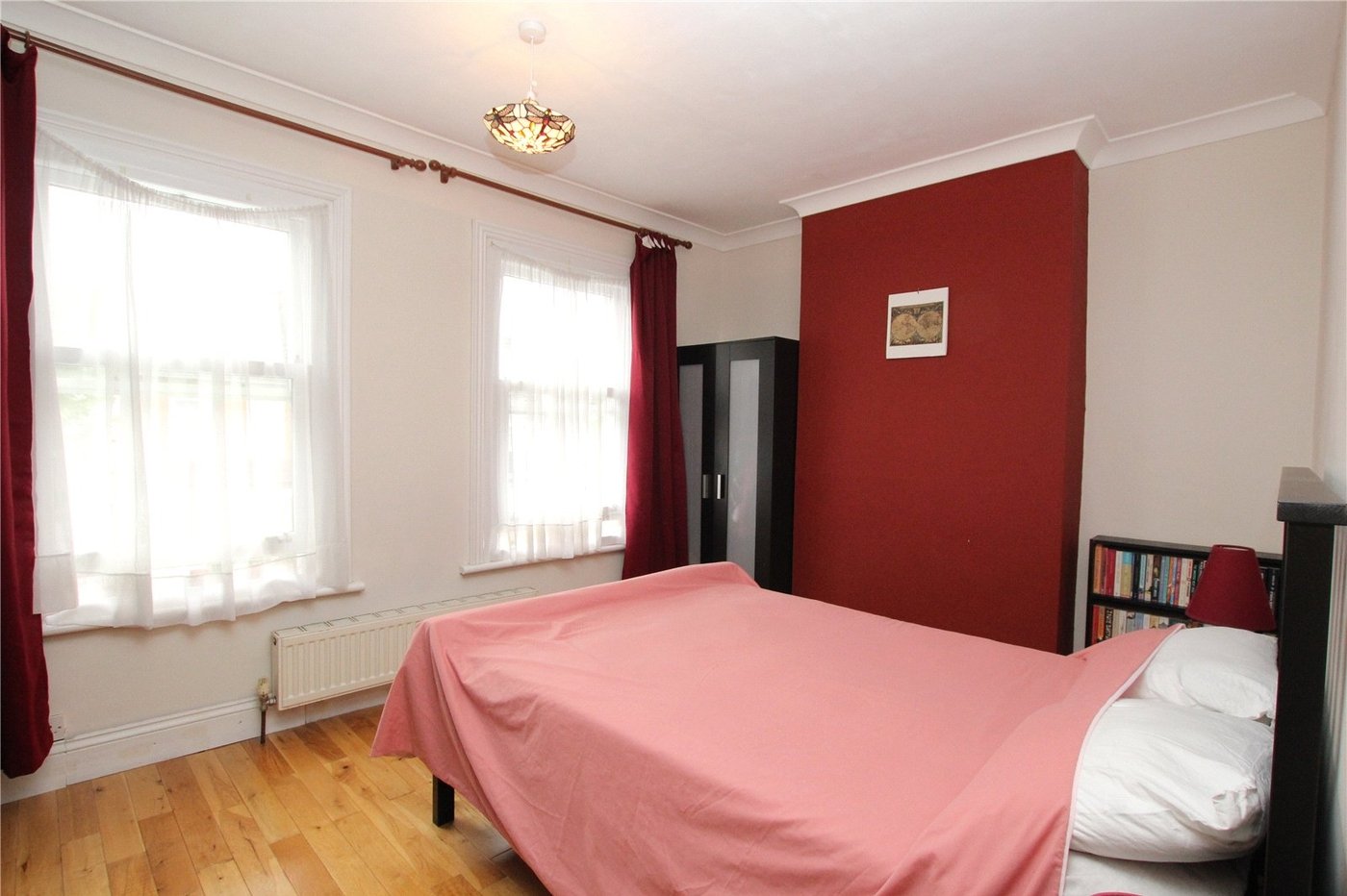 2 bedroom house for sale in Plumstead Common | Robinson Jackson