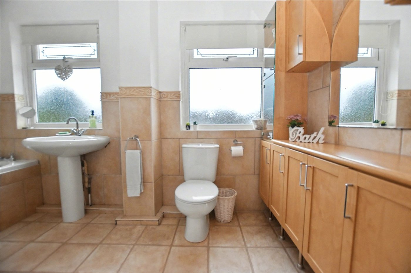 4 bedroom house for sale in Bexleyheath | Robinson Jackson