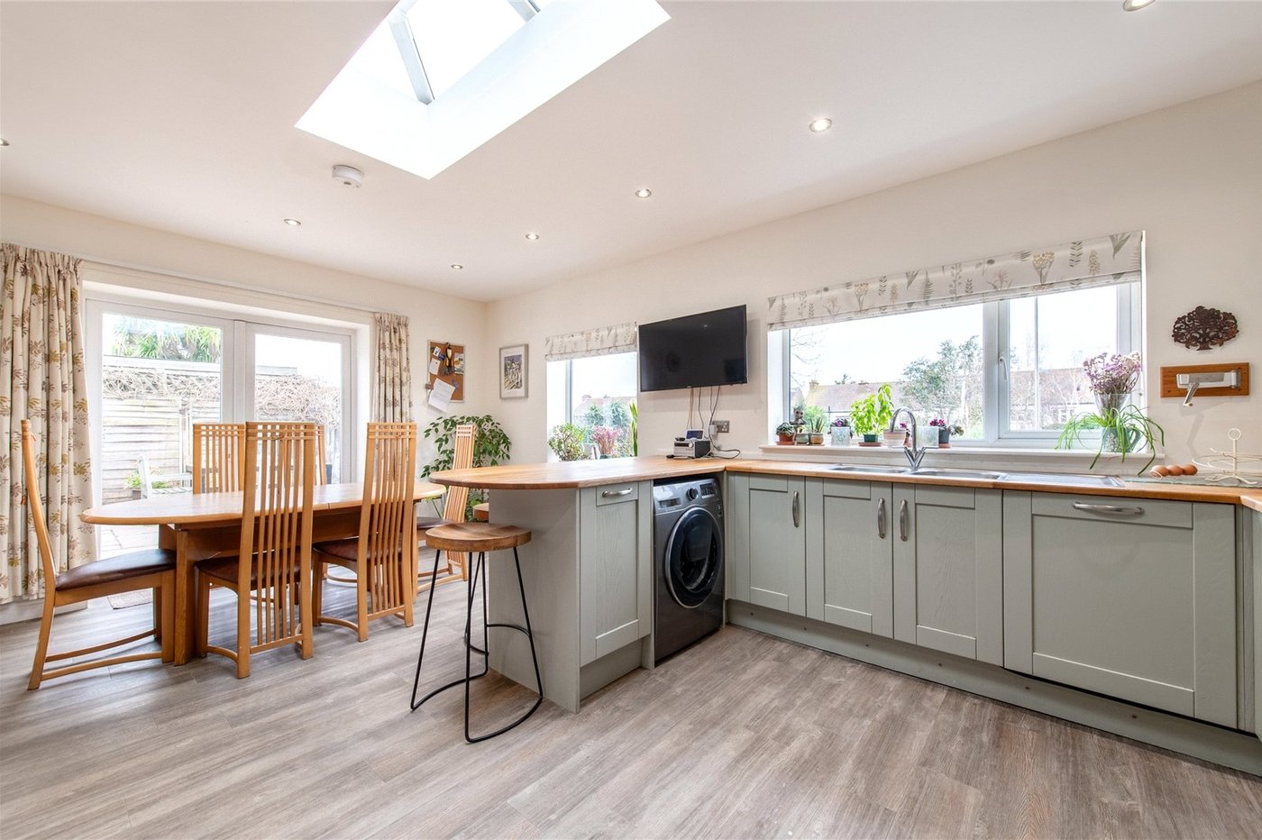 4 bedroom property for sale in Gravesend | Robinson Michael & Jackson