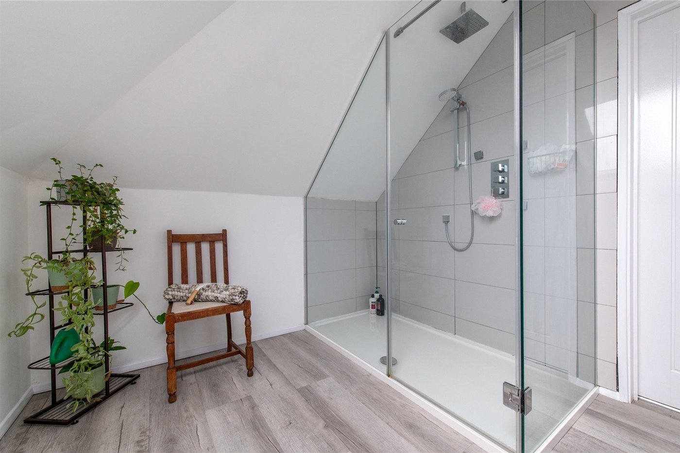 4 bedroom property for sale in Gravesend | Robinson Michael & Jackson