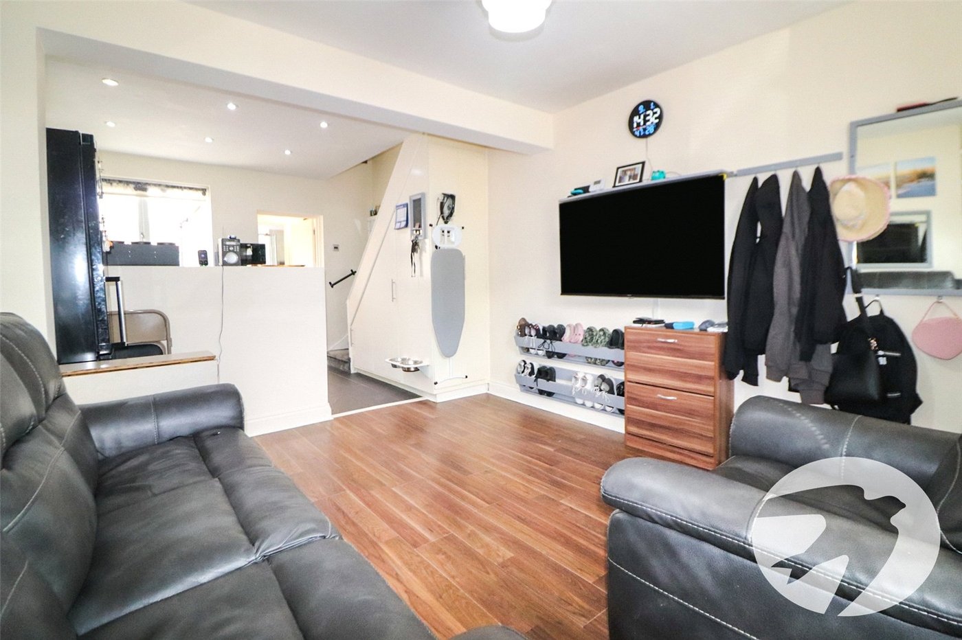 2 bedroom house for sale in Erith | Robinson Jackson
