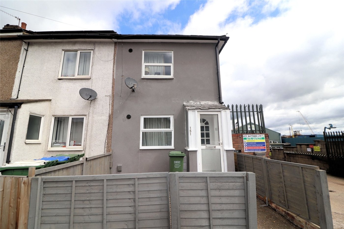 2 bedroom house for sale in Erith | Robinson Jackson