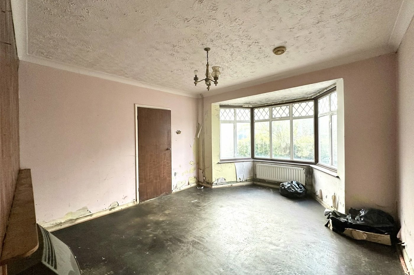 3 bedroom house for sale in Swanscombe | Robinson Jackson