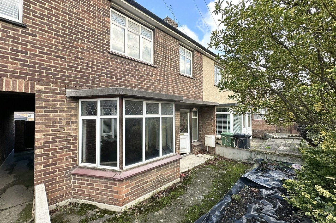 3 bedroom house for sale in Swanscombe | Robinson Jackson