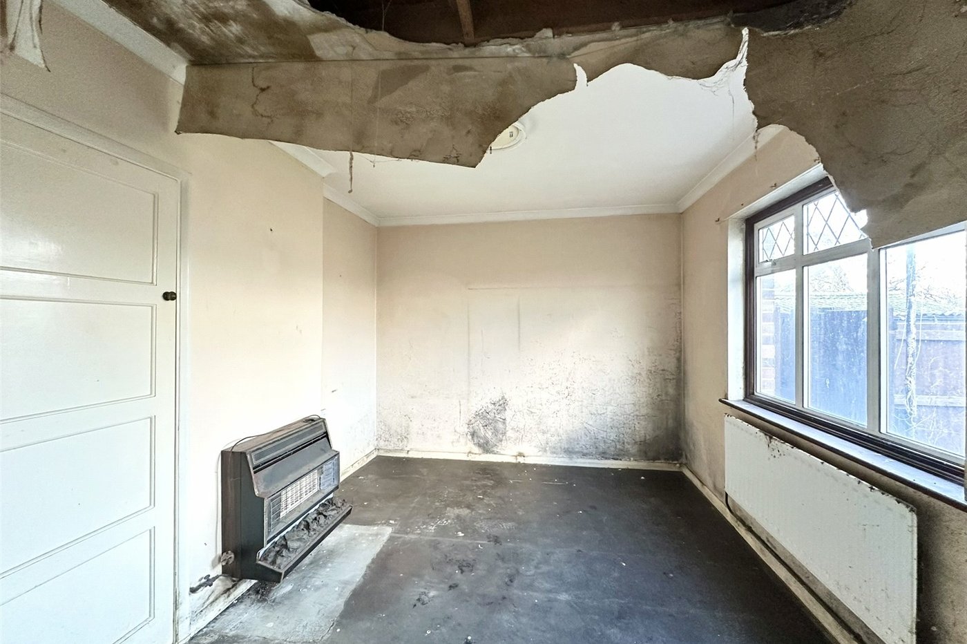 3 bedroom house for sale in Swanscombe | Robinson Jackson