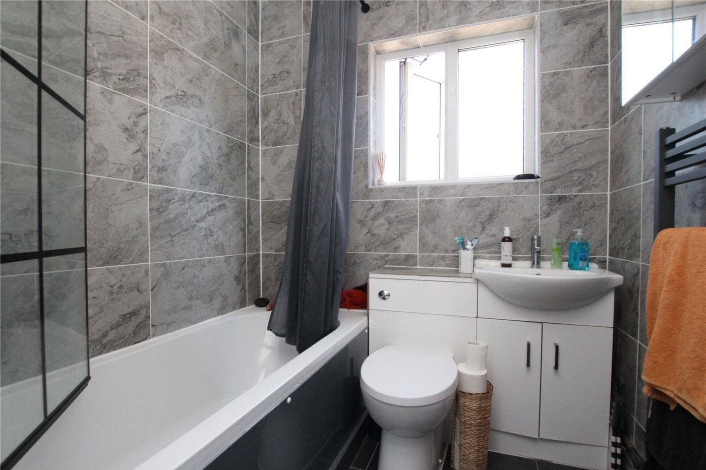 2 bedroom house for sale in Thamesmead | Robinson Jackson