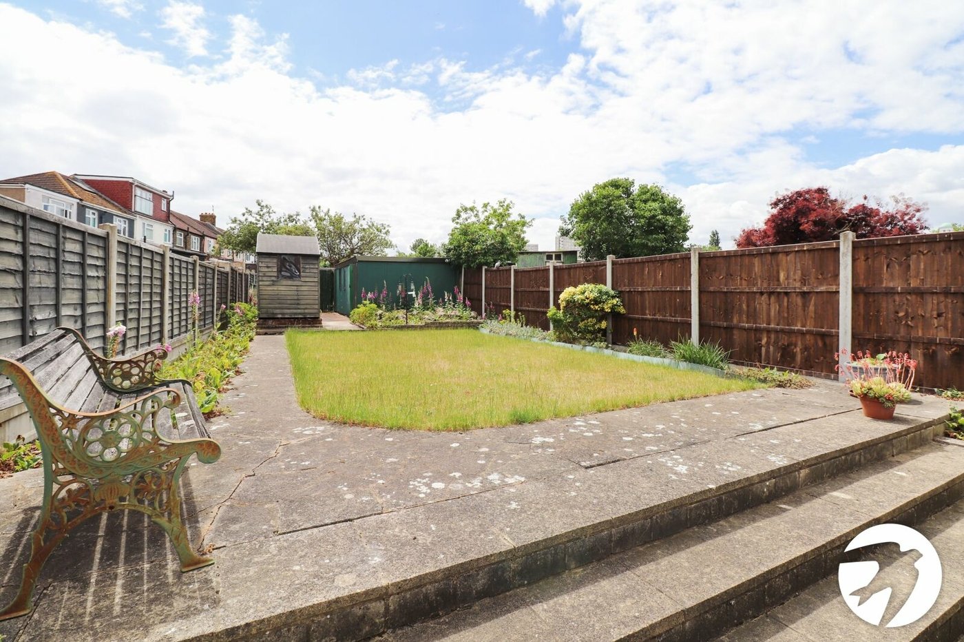 3 bedroom house for sale in London | Robinson Jackson