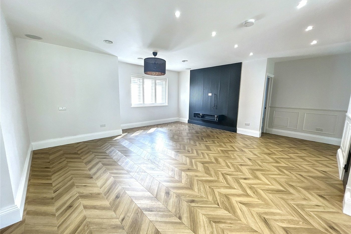 4 bedroom bungalow for sale in Sidcup | Robinson Jackson