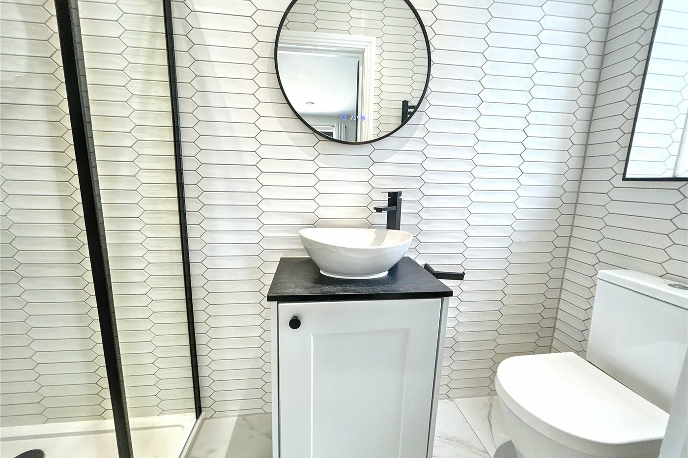 4 bedroom bungalow for sale in Sidcup | Robinson Jackson