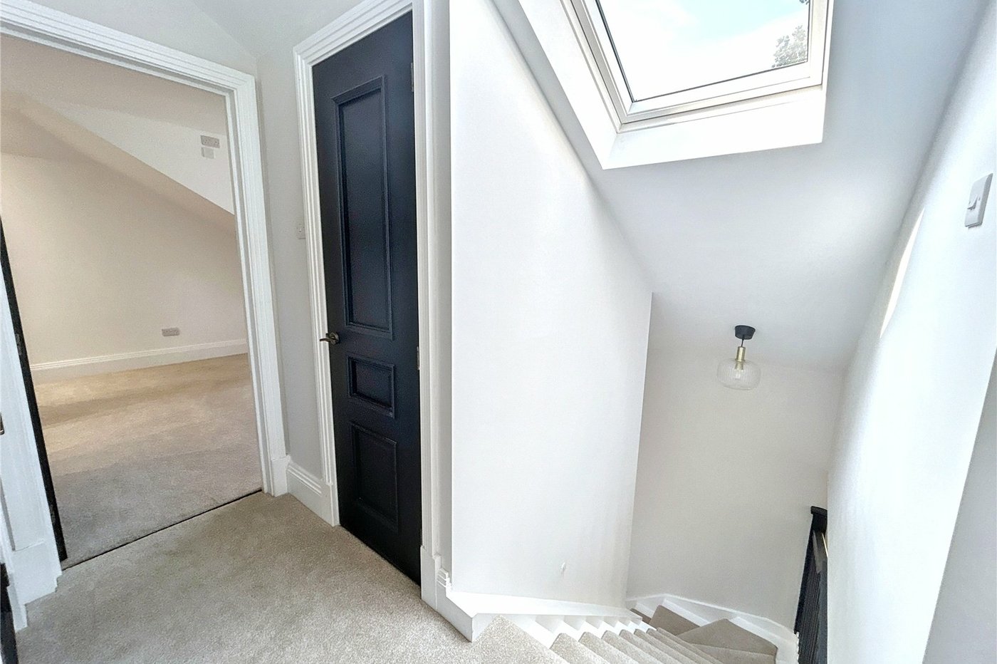 4 bedroom bungalow for sale in Sidcup | Robinson Jackson