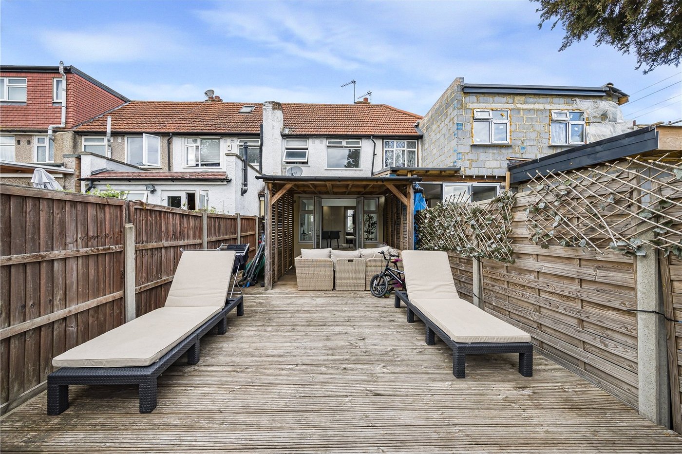 2 bedroom house for sale in Sidcup | Robinson Jackson