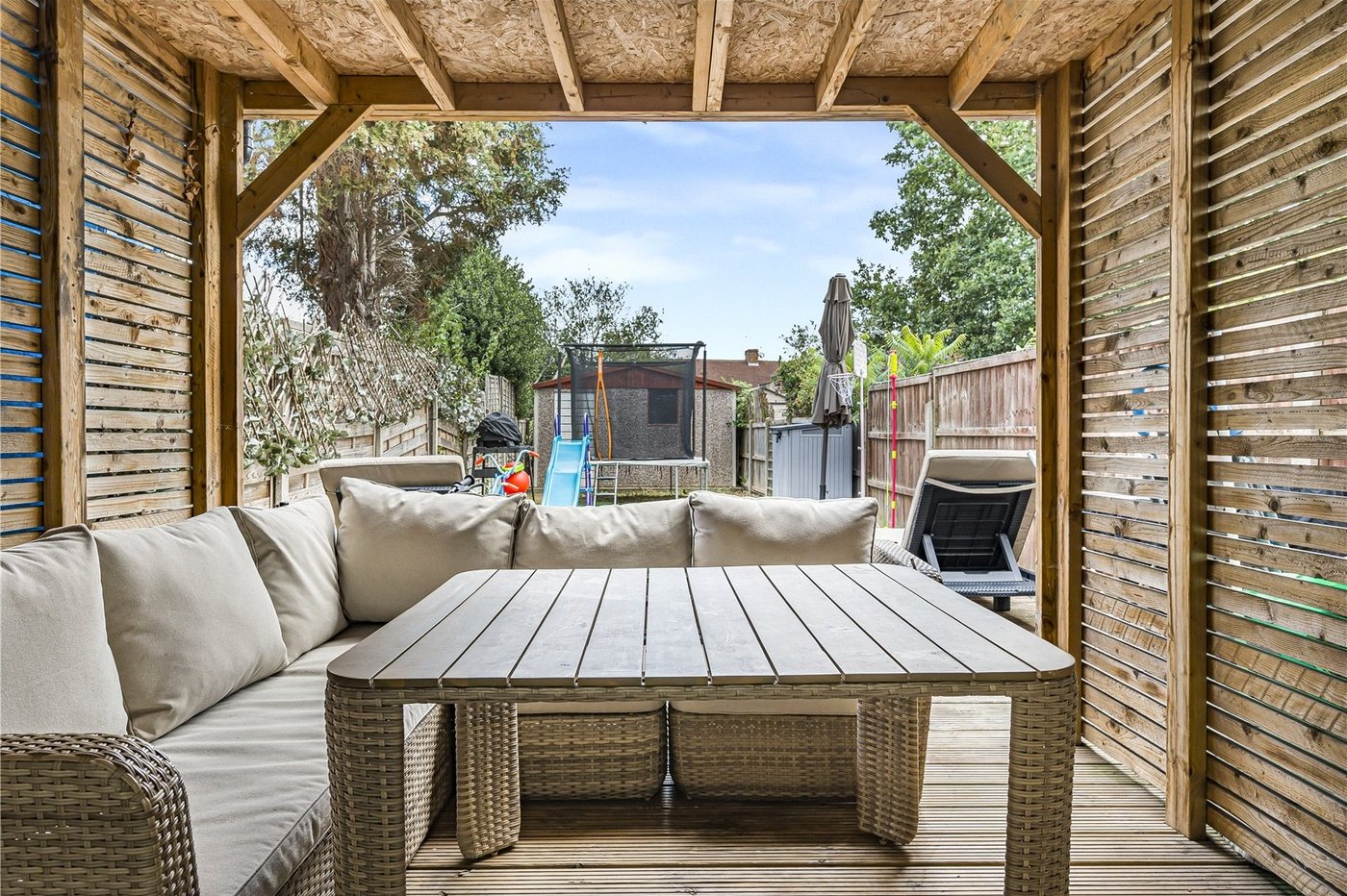 2 bedroom house for sale in Sidcup | Robinson Jackson