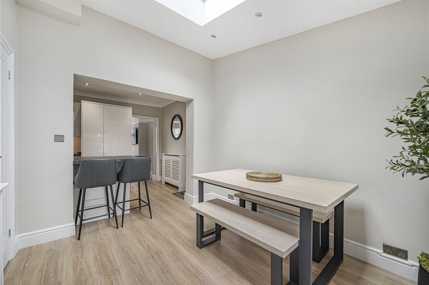 2 bedroom house for sale in Sidcup | Robinson Jackson