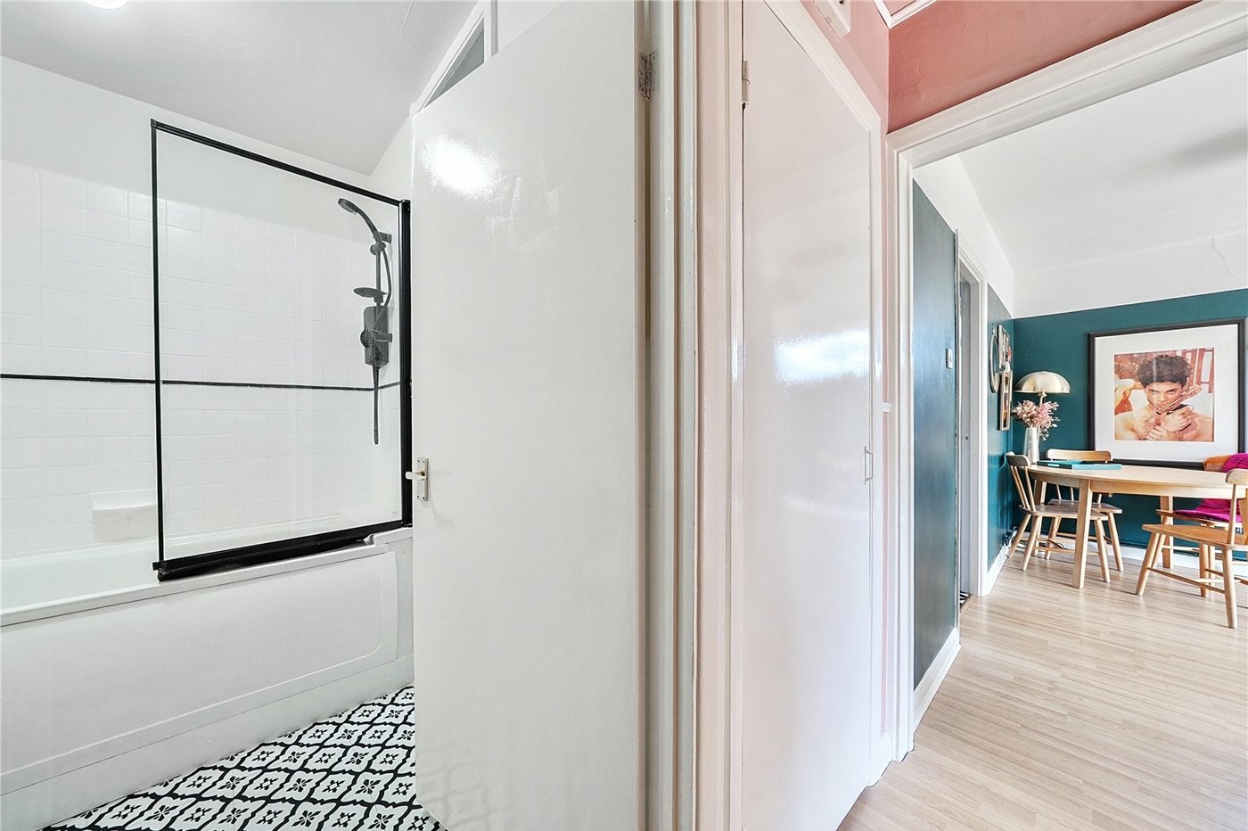 1 bedroom property for sale in London | Robinson Jackson