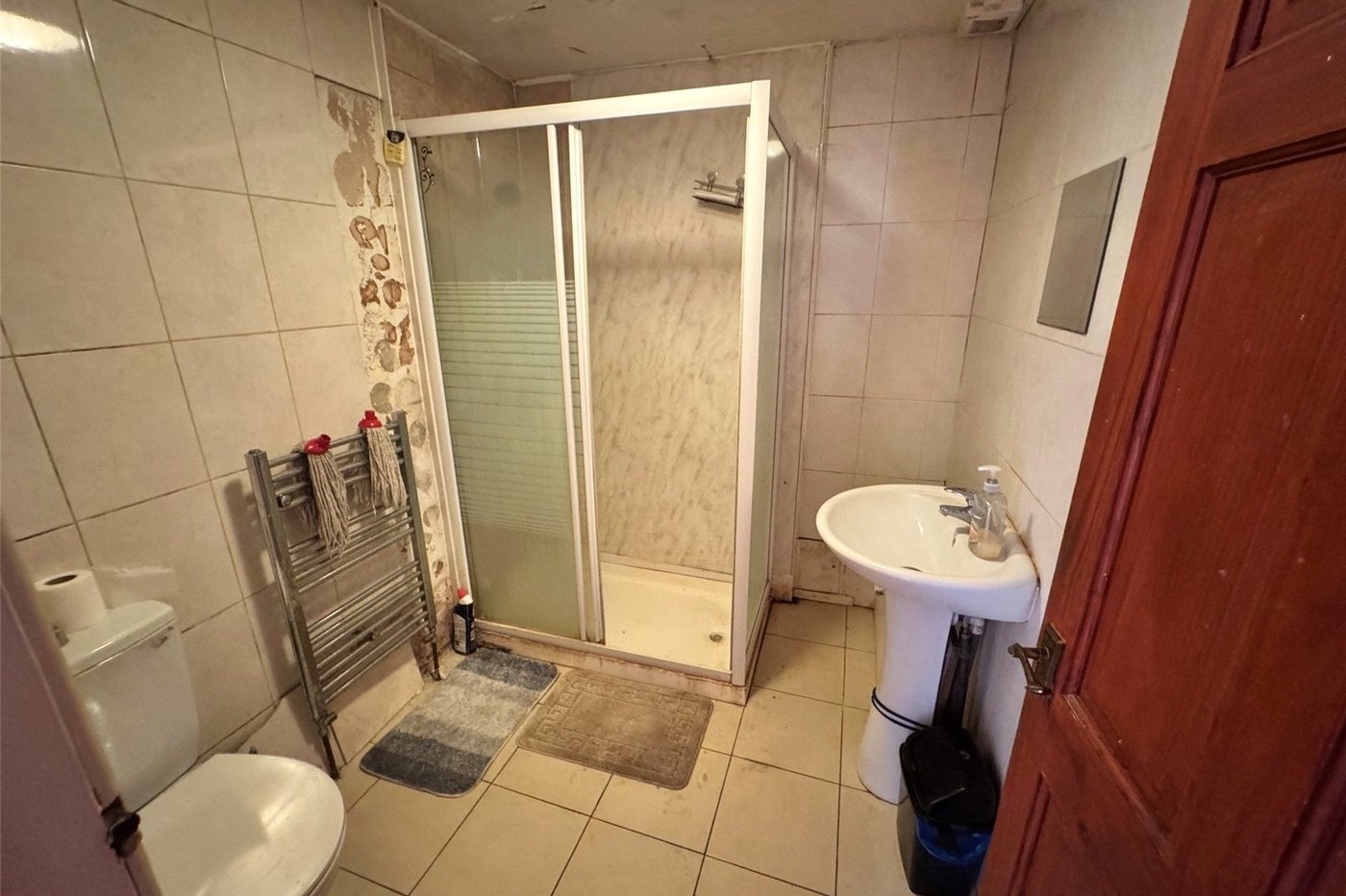 4 bedroom property for sale in Penge | Robinson Jackson