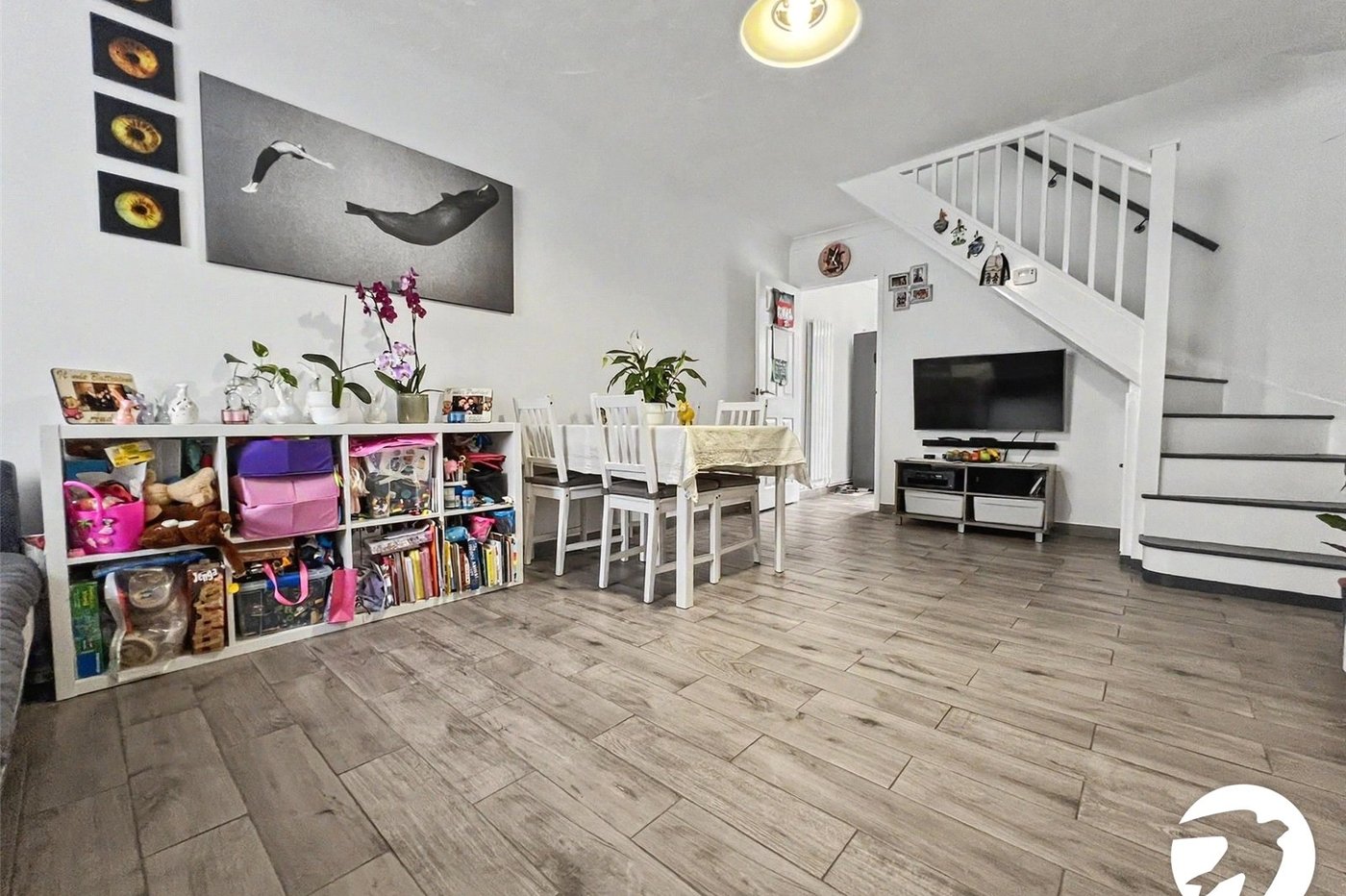 2 bedroom house for sale in White Road | Robinson Michael & Jackson