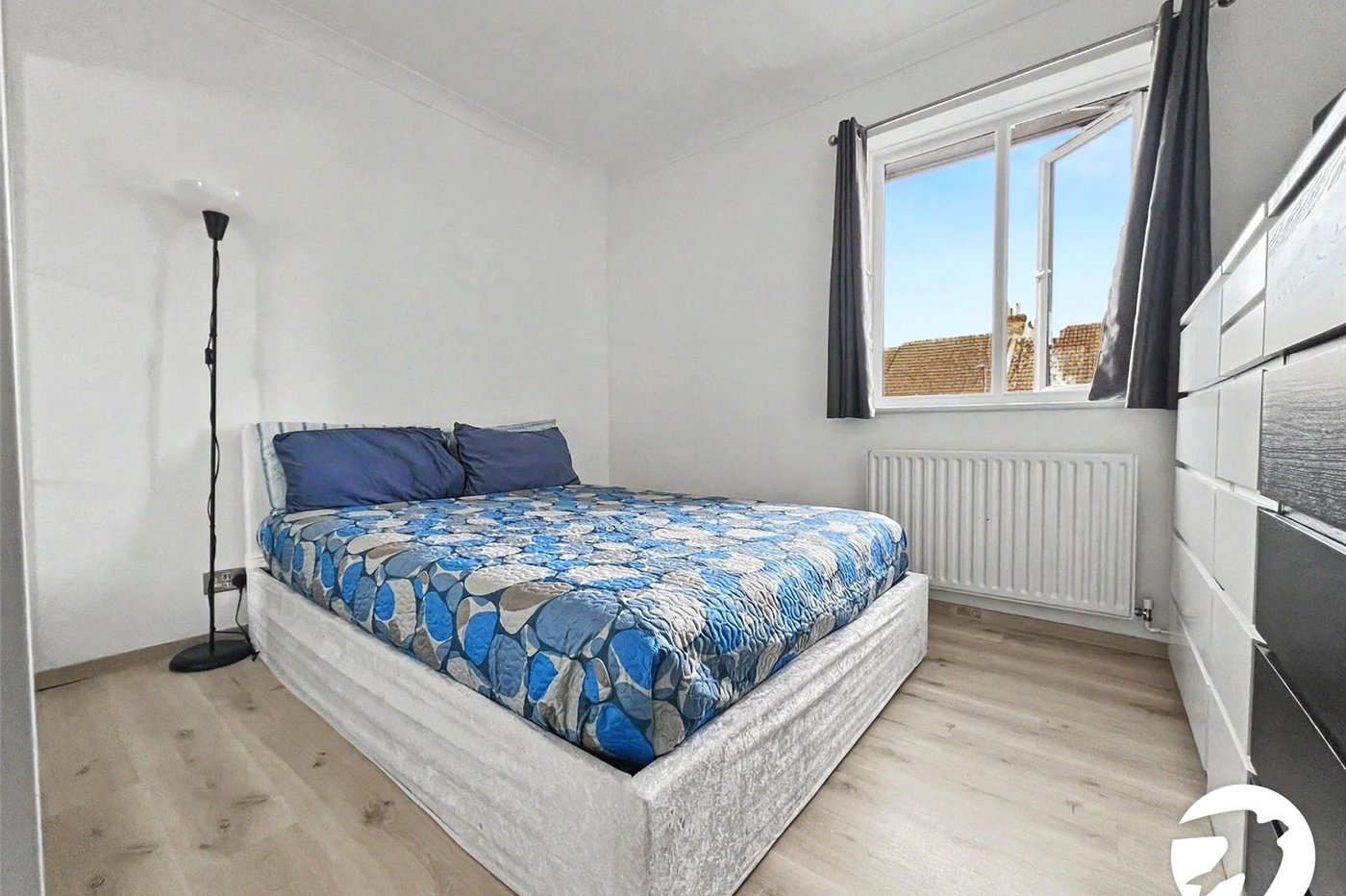 2 bedroom house for sale in White Road | Robinson Michael & Jackson