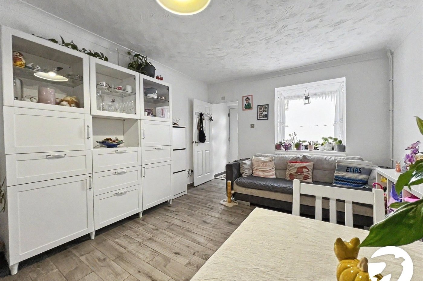 2 bedroom house for sale in White Road | Robinson Michael & Jackson