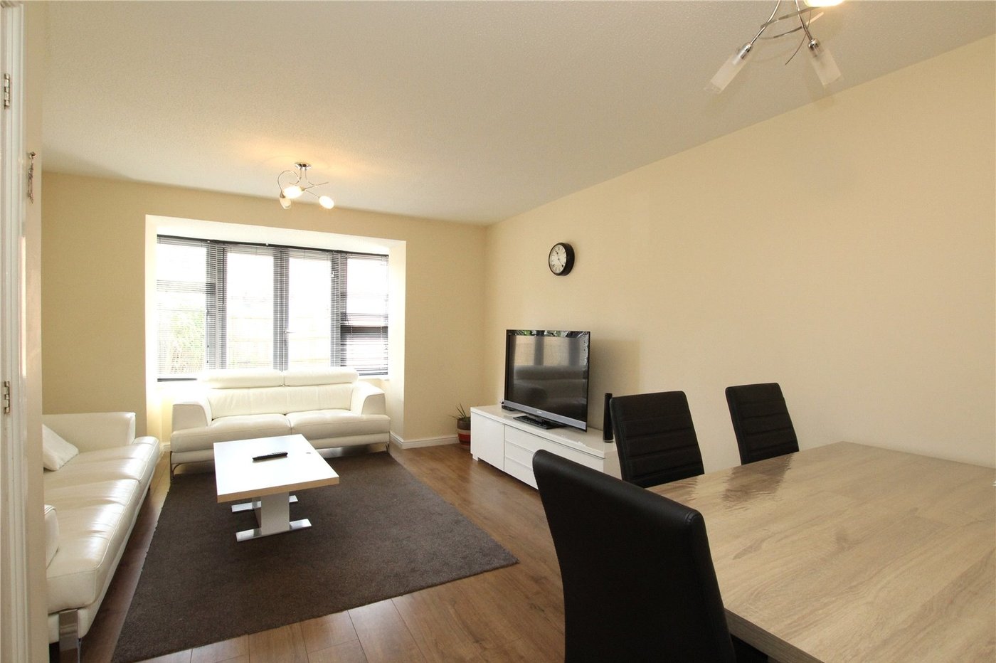 3 bedroom house for sale in Thamesmead | Robinson Jackson