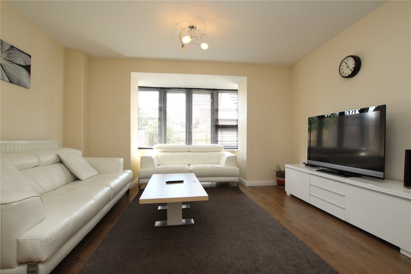 3 bedroom house for sale in Thamesmead | Robinson Jackson