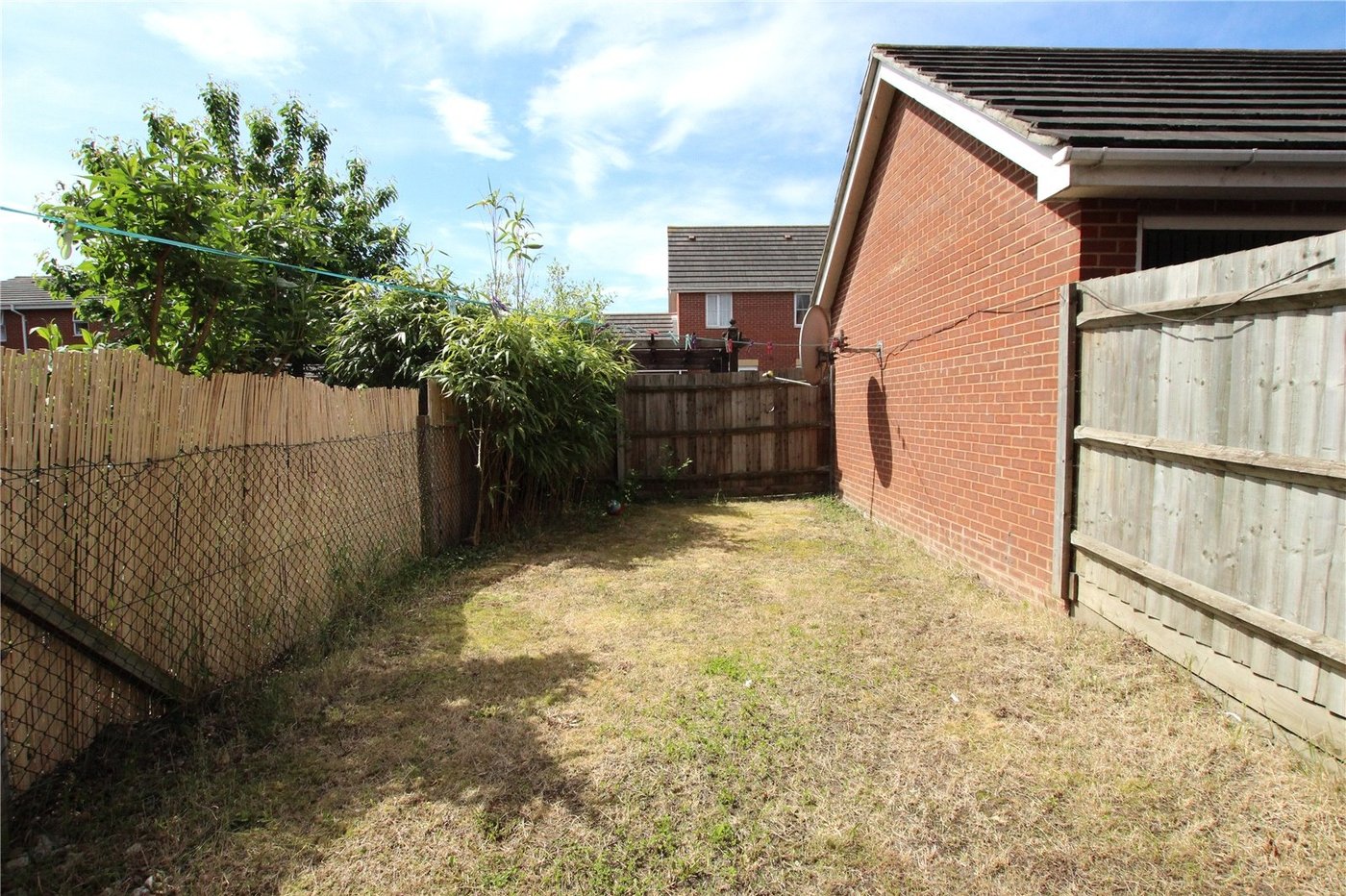 3 bedroom house for sale in Thamesmead | Robinson Jackson