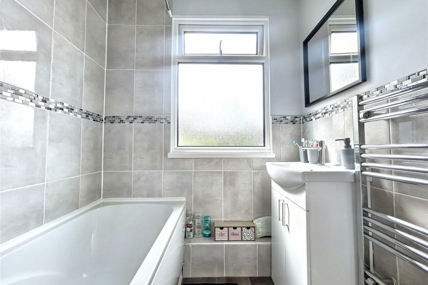 3 bedroom house for sale in Rainham | Robinson Michael & Jackson