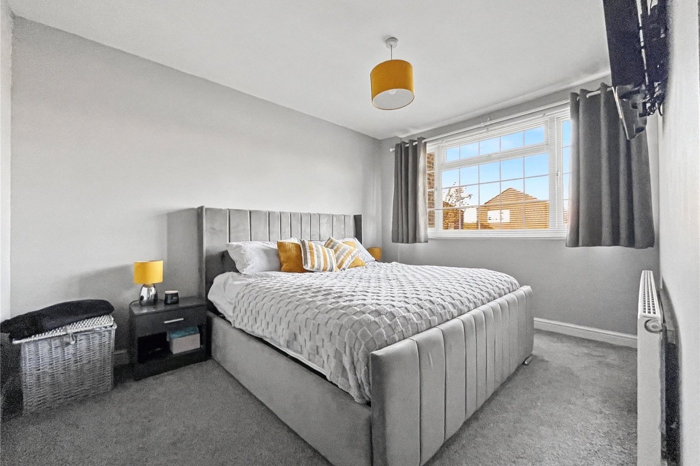 3 bedroom house for sale in Rainham | Robinson Michael & Jackson